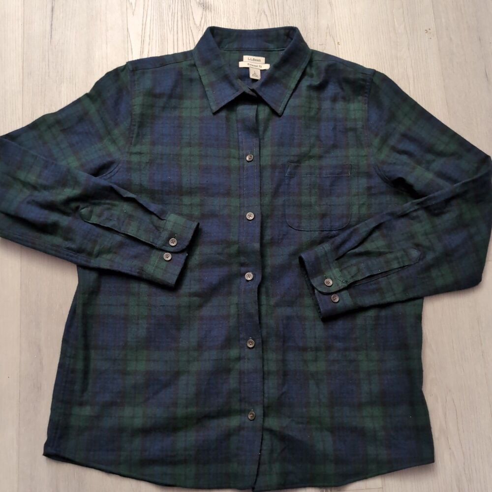 LL Bean Flannel Mens Size Large Black Watch Plaid Long Sleeve Relaxed Fit